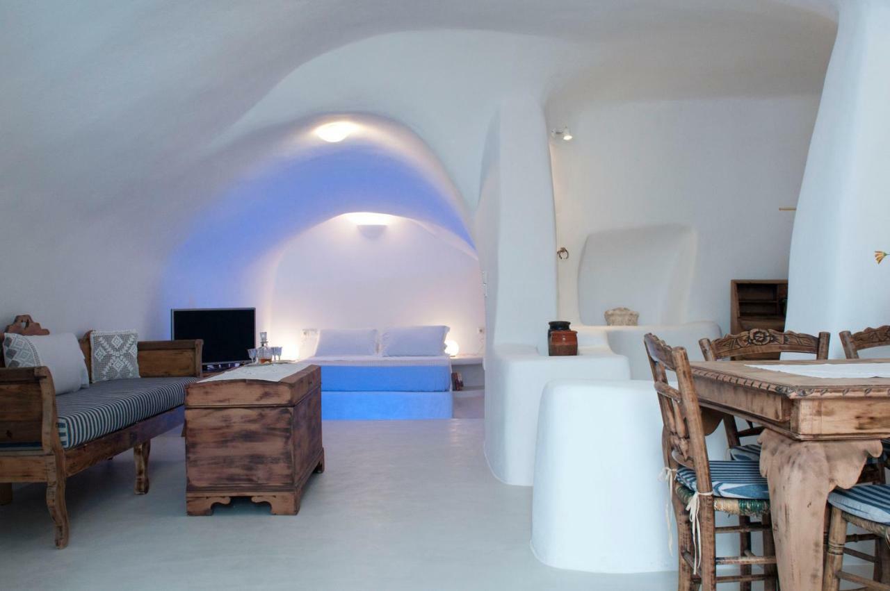 Olyra Traditional Cave Houses Pýrgos Buitenkant foto